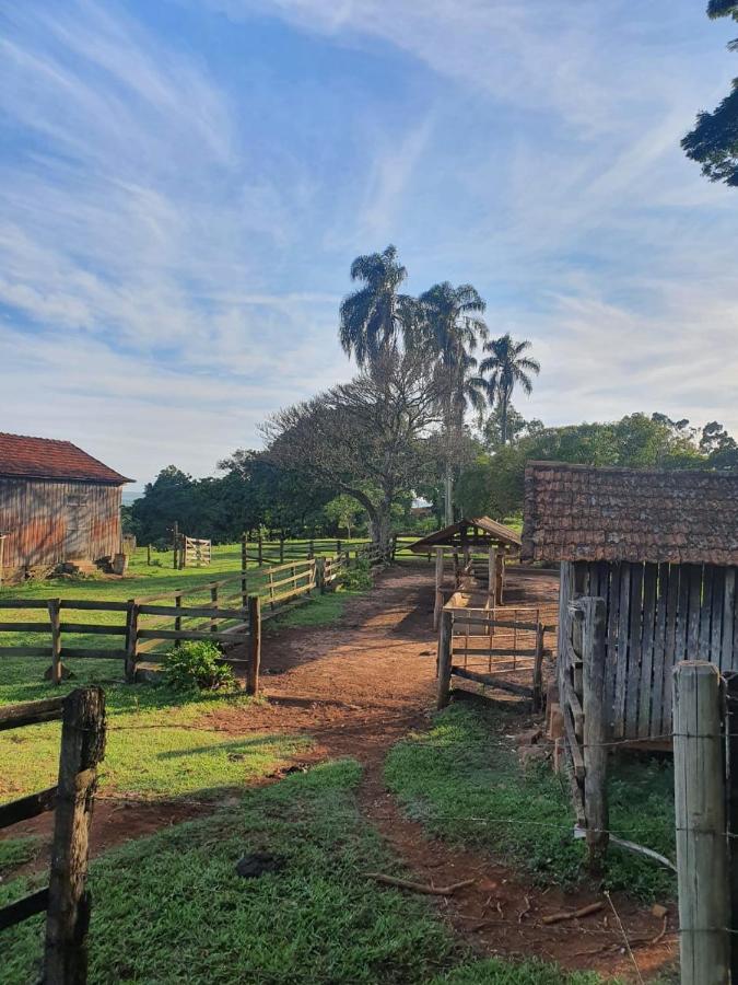 فيلا بروتاسفي Casa De Campo - Sitio Santana Dos Laranjais المظهر الخارجي الصورة
